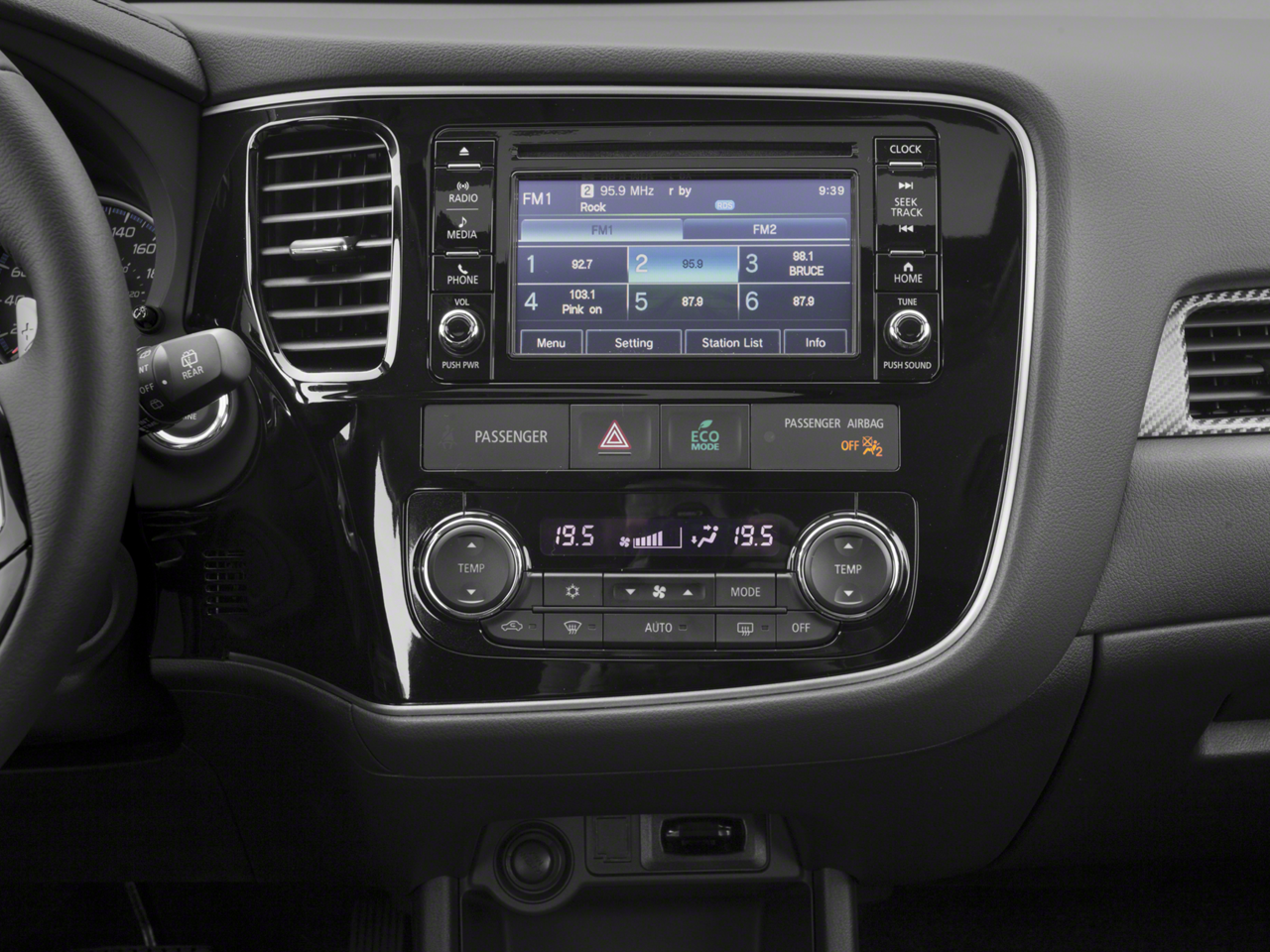 2018 Mitsubishi Outlander LE