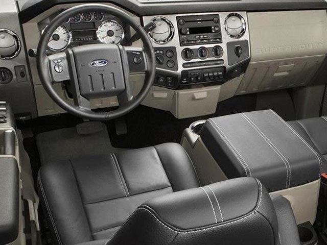 2010 Ford Super Duty F-350 DRW Lariat