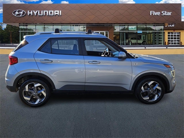 2021 Hyundai Venue SEL