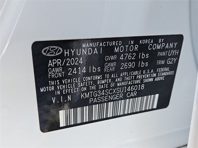 2025 Genesis G70 2.5T