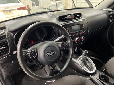 2016 Kia Soul Base