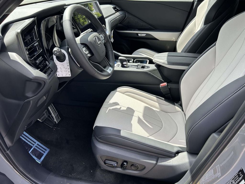 2026 Lexus TX HYBRID TX 500h F SPORT PERFORMANCE PREMIUM AWD