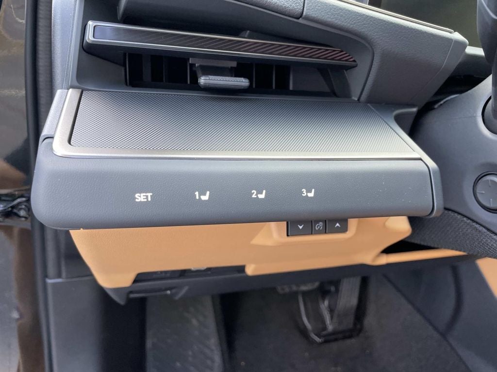 2026 Lexus ESe ES 350e LUXURY