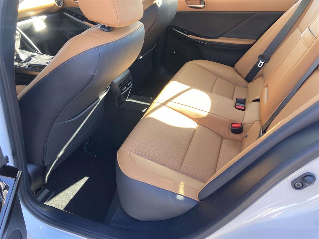 2025 Lexus IS 350 F SPORT DESIGN