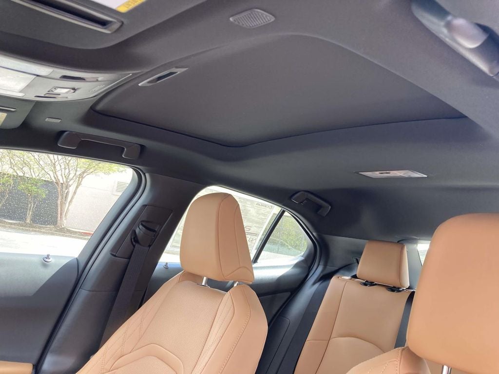 2026 Lexus UX HYBRID UX 300h PREMIUM