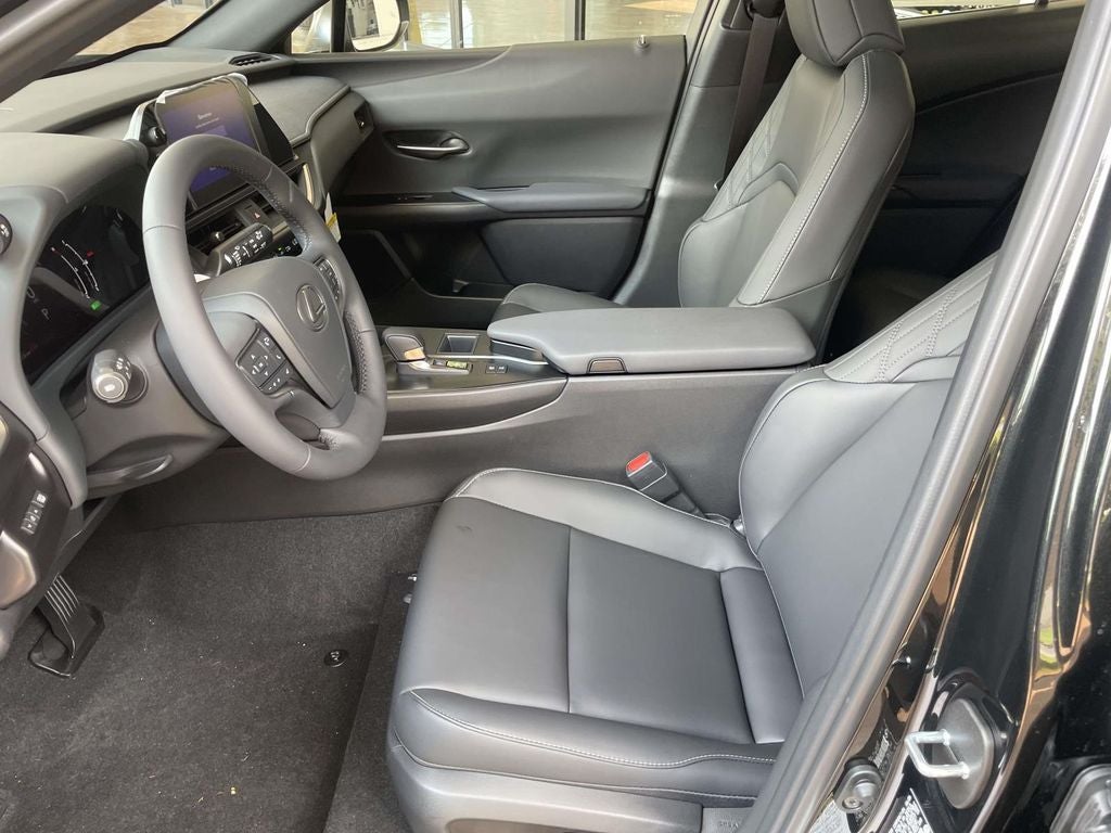 2026 Lexus UX HYBRID UX 300h