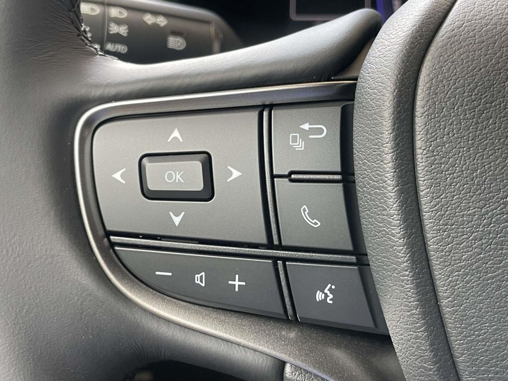2026 Lexus UX HYBRID UX 300h