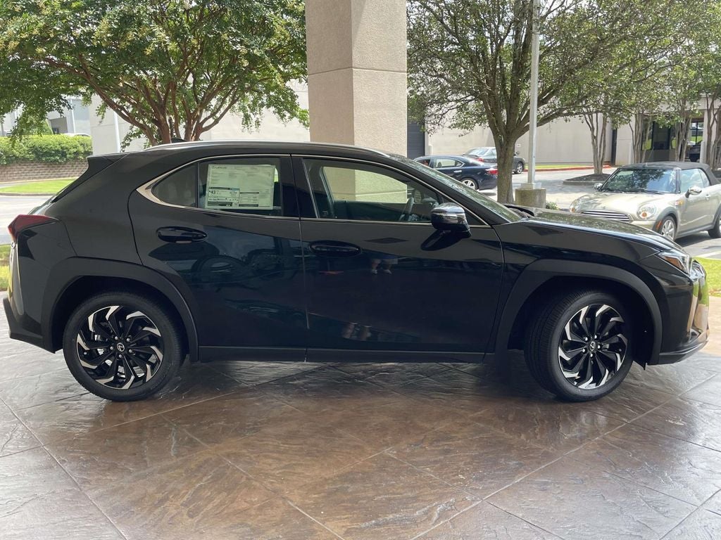 2026 Lexus UX HYBRID UX 300h