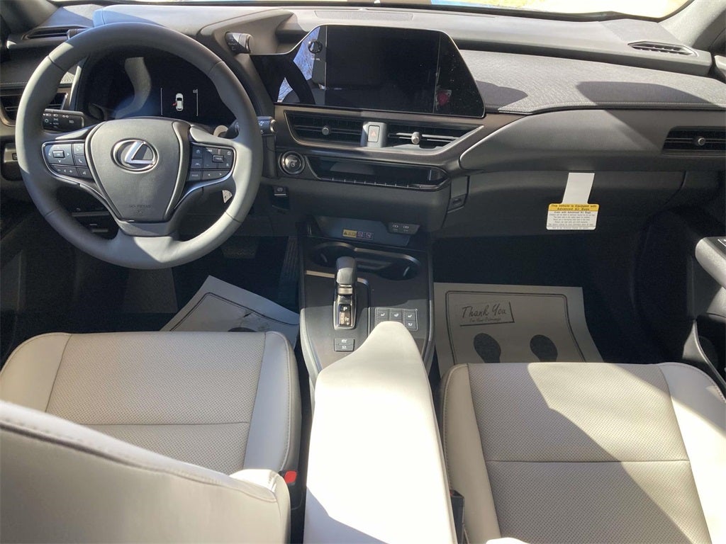 2025 Lexus UX HYBRID UX 300h PREMIUM