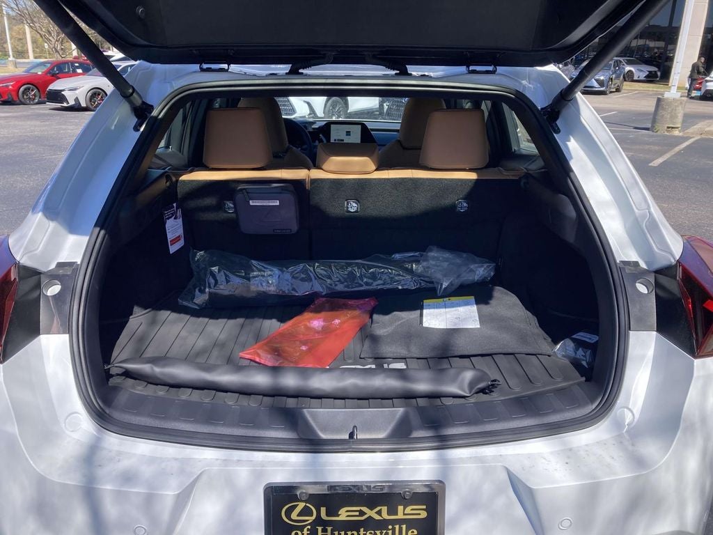 2026 Lexus UX HYBRID UX 300h PREMIUM