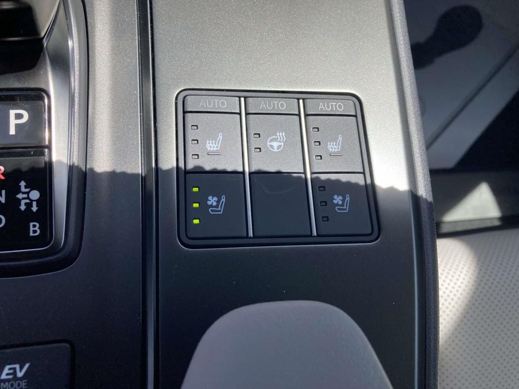 2026 Lexus UX HYBRID UX 300h PREMIUM