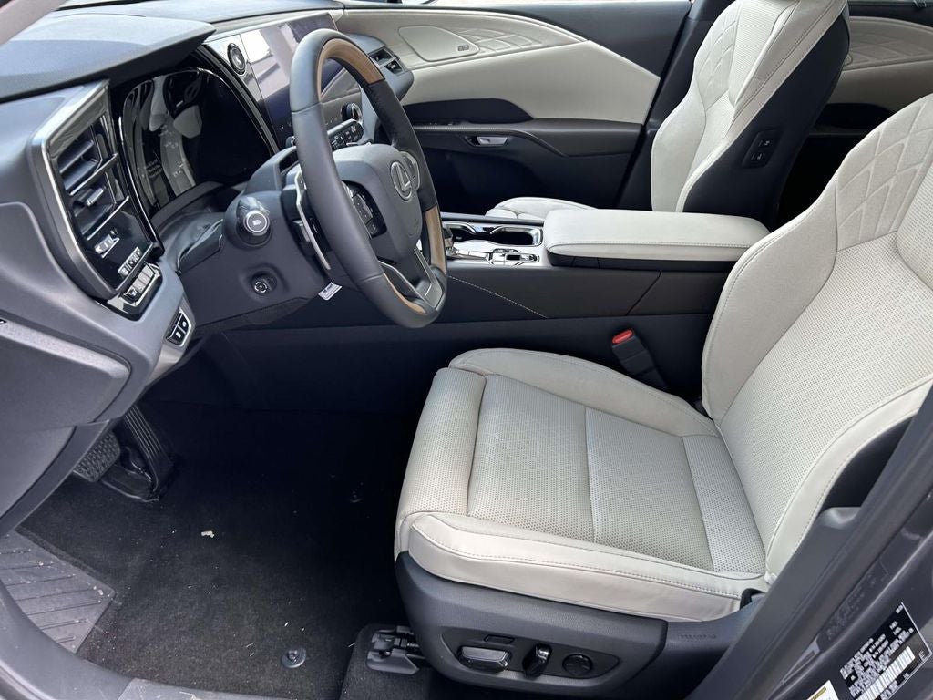 2026 Lexus RX PLUG-IN HYBRID ELECTRIC VEHICLE RX 450h+ LUXURY AWD