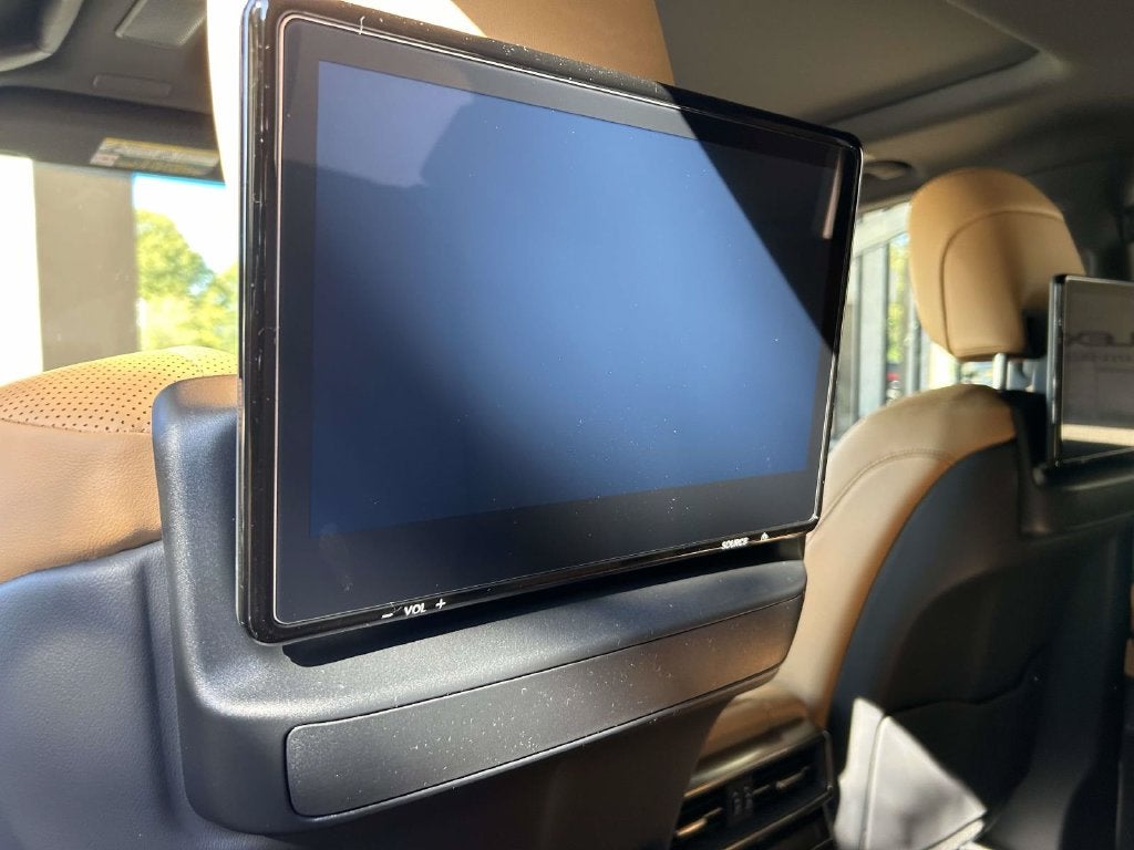2026 Lexus LX 600 LUXURY