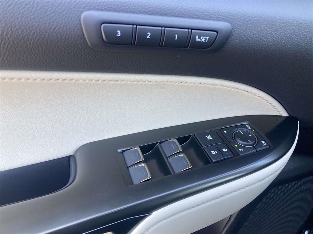 2026 Lexus NX PLUG-IN HYBRID ELECTRIC VEHICLE NX 450h+ LUXURY AWD