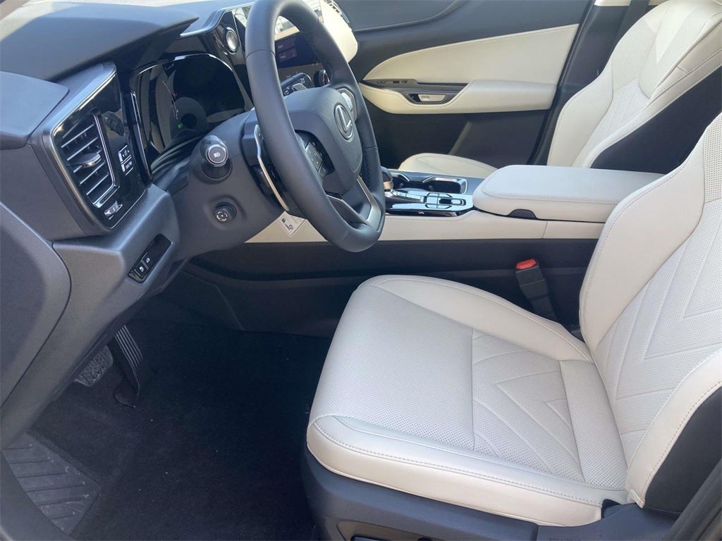 2026 Lexus NX PLUG-IN HYBRID ELECTRIC VEHICLE NX 450h+ LUXURY AWD