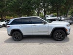 2022 Jeep Grand Cherokee Altitude