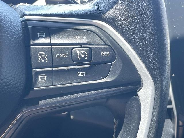 2022 Jeep Grand Cherokee Altitude