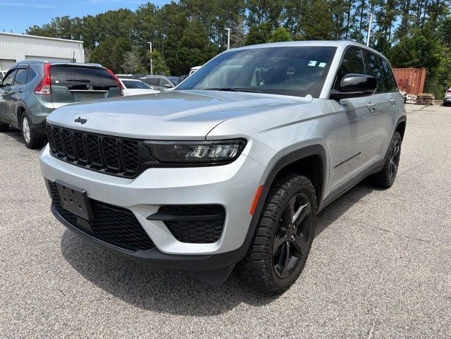 2022 Jeep Grand Cherokee Altitude