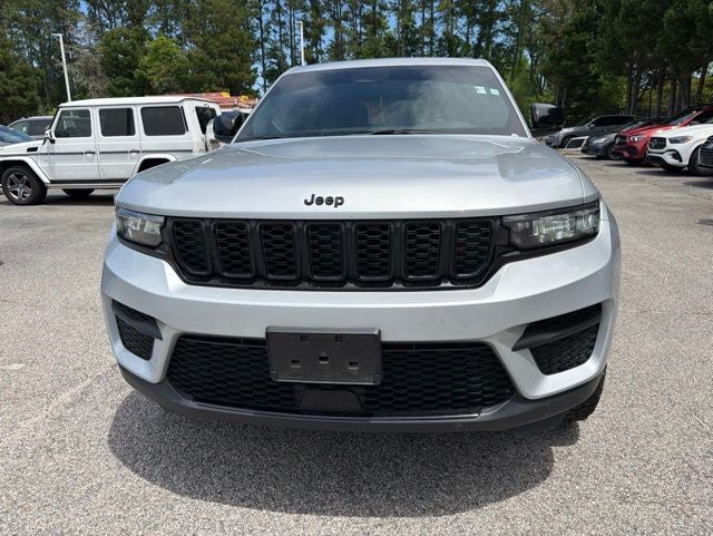 2022 Jeep Grand Cherokee Altitude