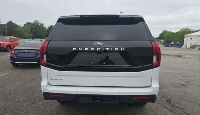 2025 Ford Expedition Active