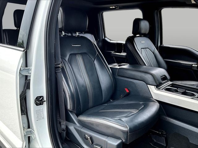 2022 Ford F-350SD Platinum