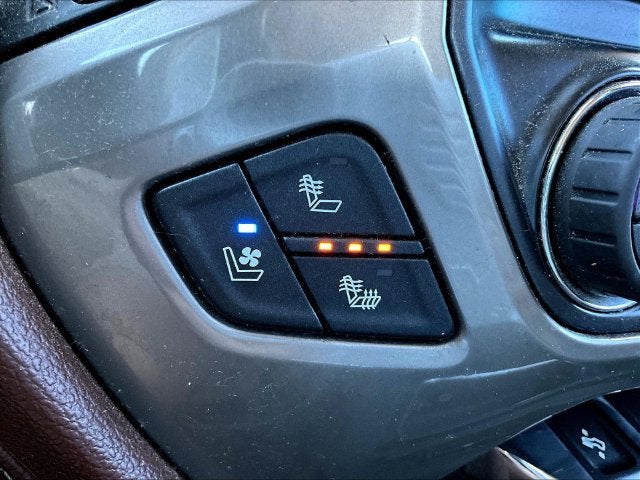 2016 Chevrolet Silverado 3500HD High Country
