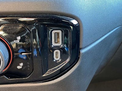 2025 Chevrolet Silverado 1500 LT LT1