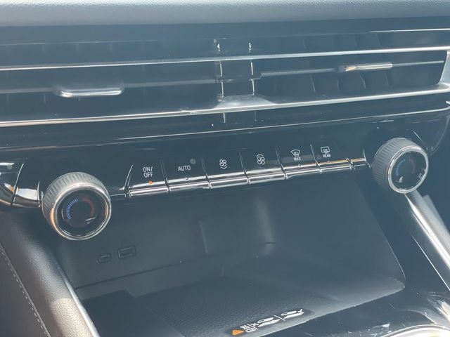 2025 Chevrolet Traverse LT 1LT