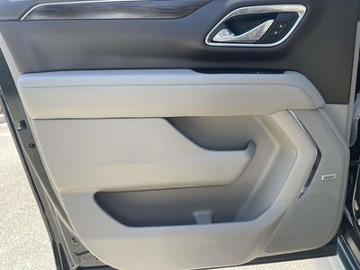 2023 Chevrolet Suburban LT