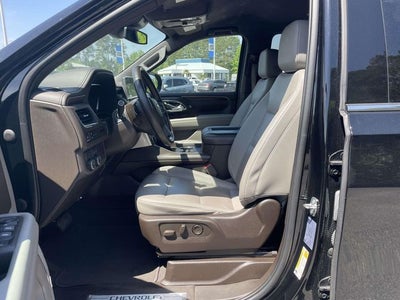2023 Chevrolet Suburban LT