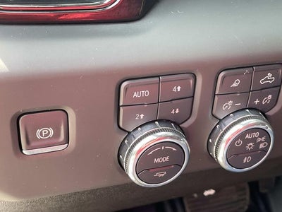 2025 GMC Sierra 2500HD AT4