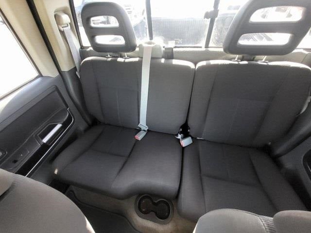 2007 Mitsubishi Raider LS