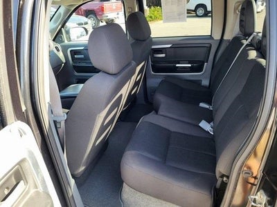 2007 Mitsubishi Raider LS