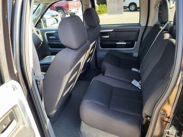 2007 Mitsubishi Raider LS