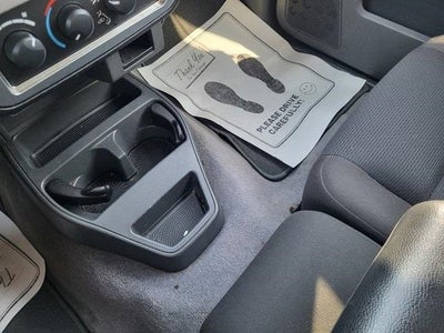 2007 Mitsubishi Raider LS