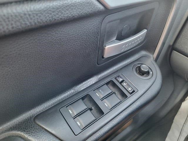 2007 Mitsubishi Raider LS