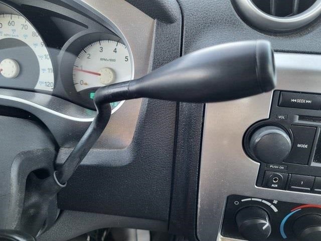 2007 Mitsubishi Raider LS