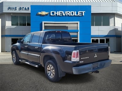 2007 Mitsubishi Raider LS