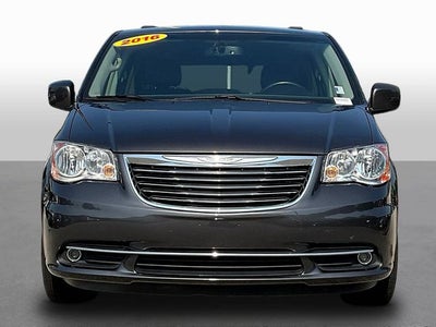 2016 Chrysler Town & Country Touring