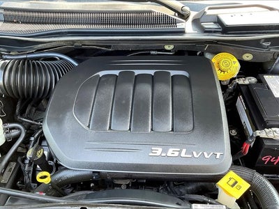 2016 Chrysler Town & Country Touring