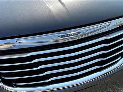 2016 Chrysler Town & Country Touring