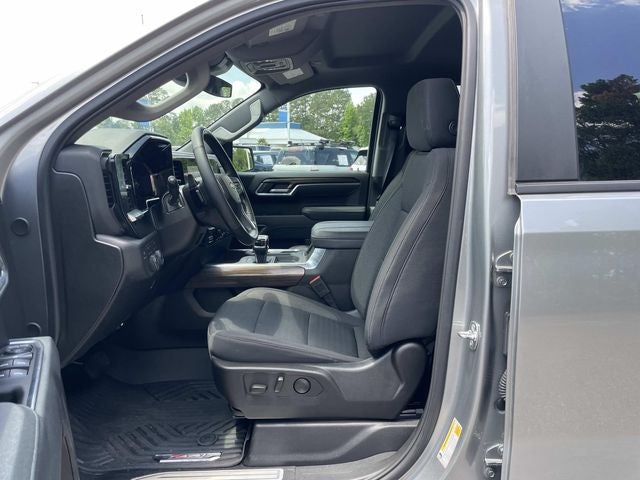 2025 Chevrolet Silverado 1500 LT LT1