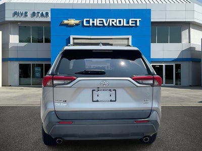 2020 Toyota RAV4 LE