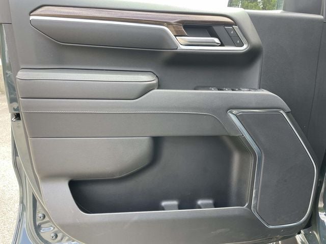 2025 Chevrolet Silverado 1500 LT LT1