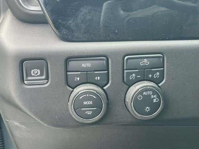 2025 Chevrolet Silverado 1500 LT LT1