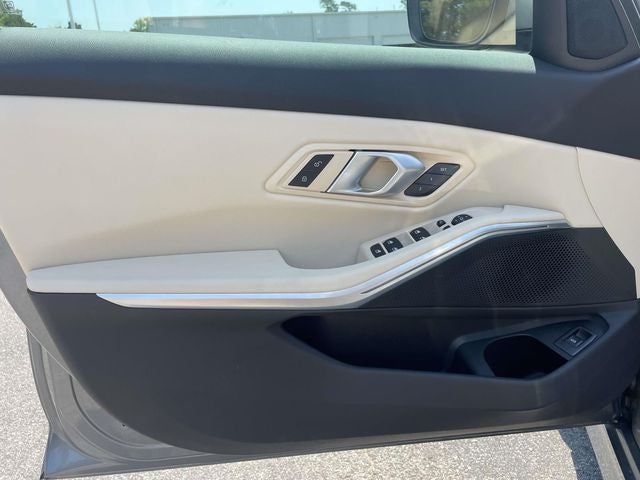 2025 BMW 3 Series 330i