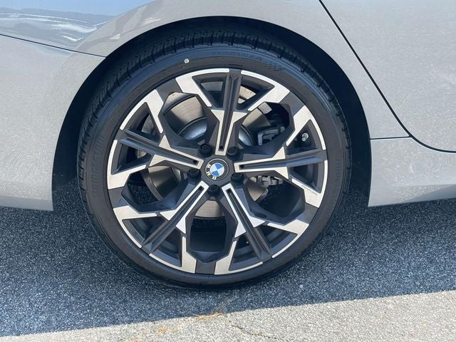 2025 BMW 3 Series 330i