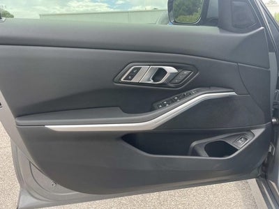 2023 BMW 3 Series 330i