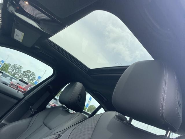 2023 BMW 3 Series 330i