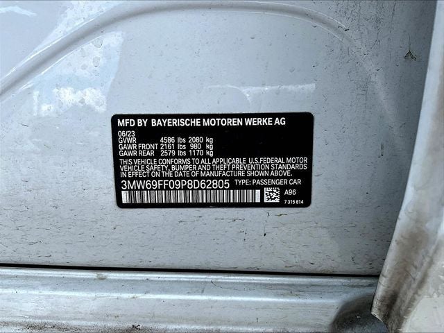 2023 BMW 3 Series 330i